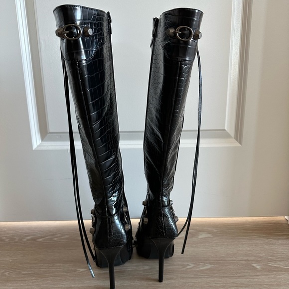 Black Leather Boots - Picture 2 of 5